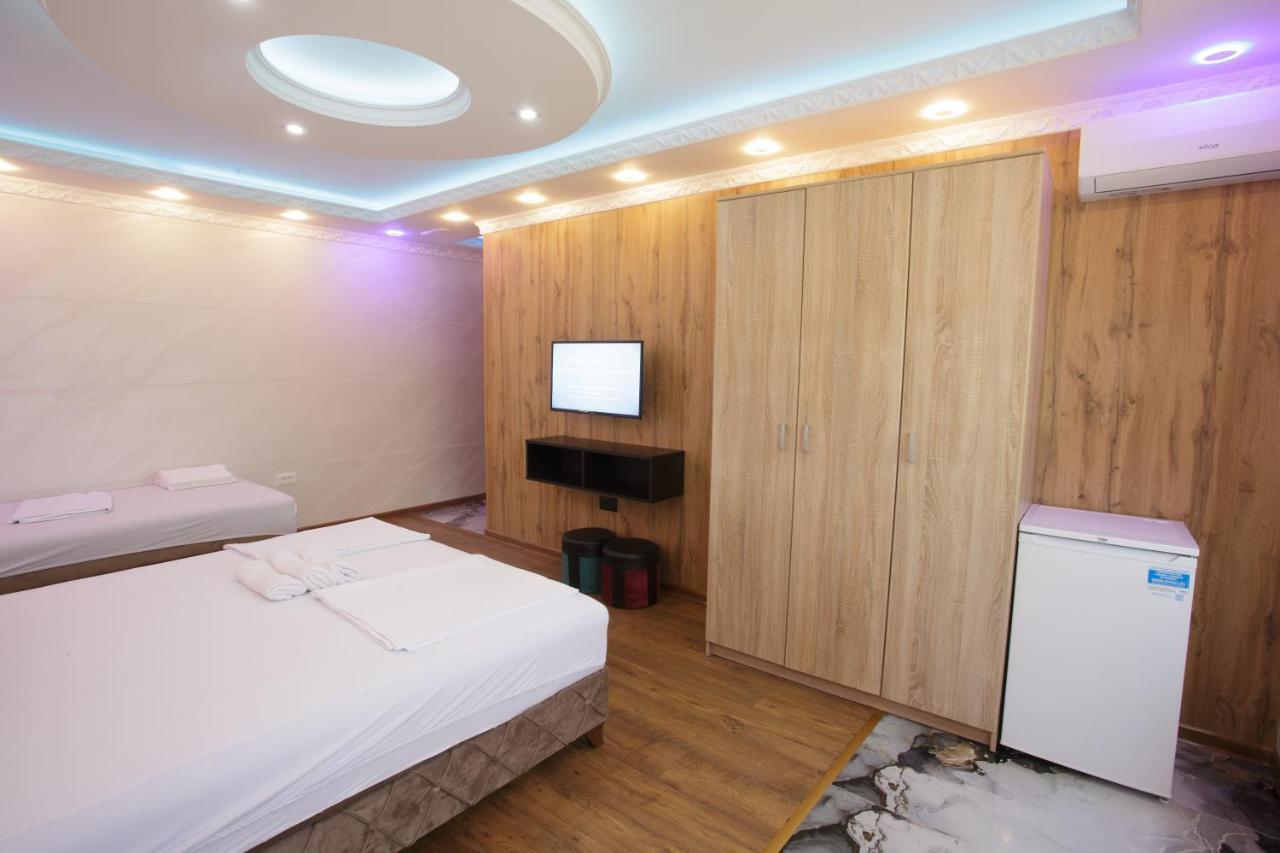 B H B Apartmani 新帕扎尔 外观 照片